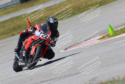 media/Apr-23-2022-Fastrack Riders (Sat) [[cb2d6ae73d]]/LEVEL 4/1PM TURN 6 OUTSIDE/